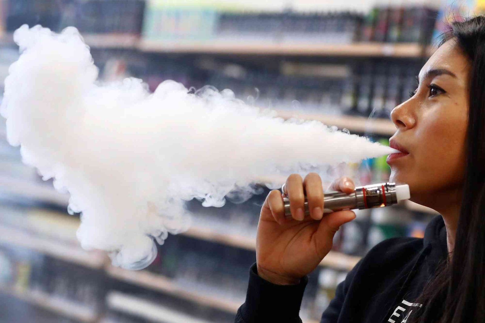 UAE Unregulated Vape Warning