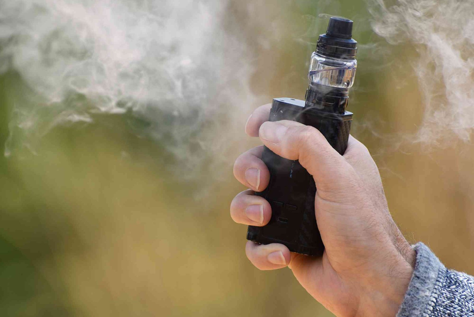 Vaping Risks UAE Doctors