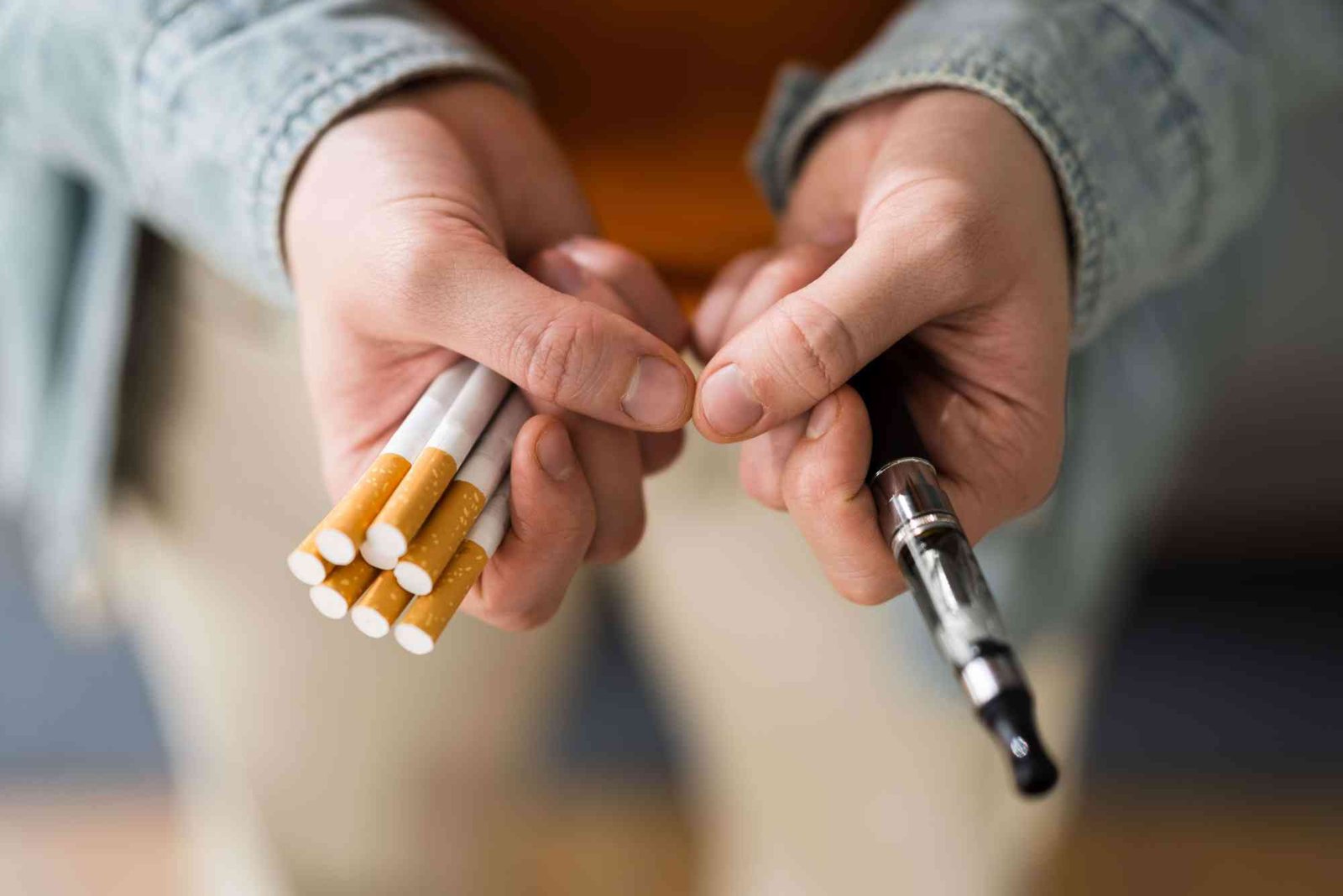 Vaping VS Smoking UAE
