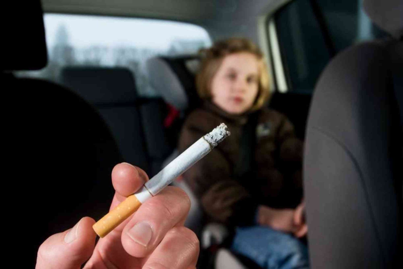 Is It Illegal To Vape And Drive With A Child