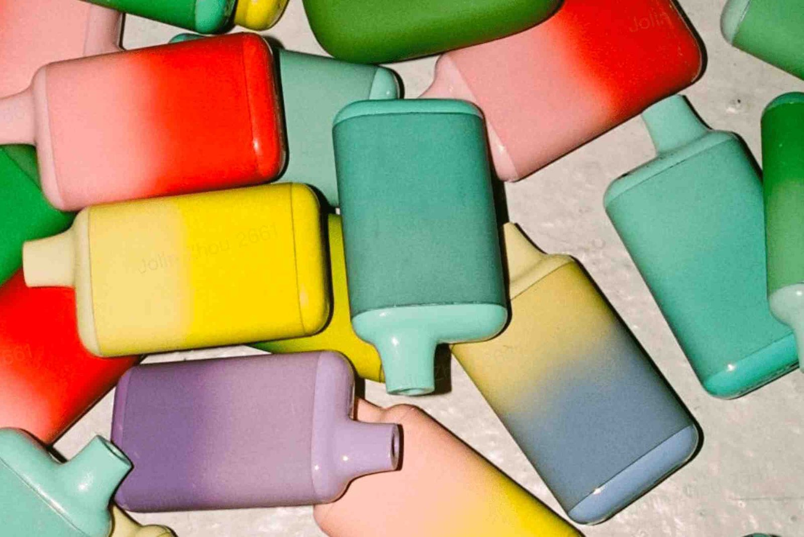 Vape Culture Meets Minimalism: How Simple Vape Accessories are Shaping Fashion